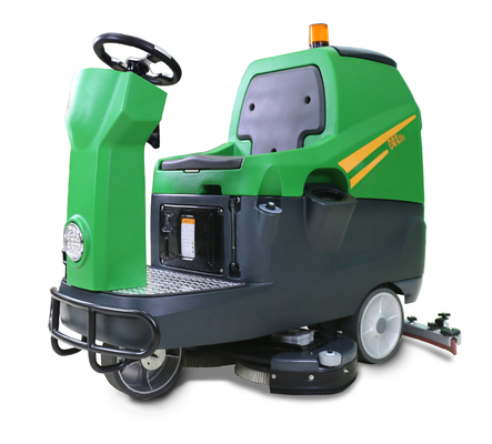 590kg Ride On Type Floor Scrubber برای تمیز کردن آب سرد در محیط های صنعتی