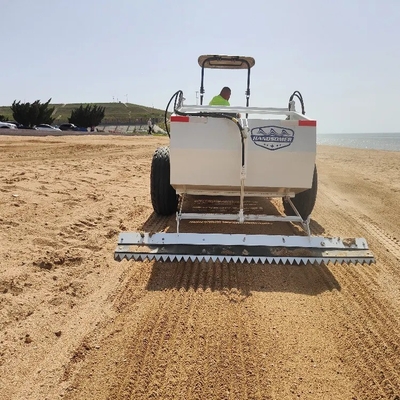 60HP تراکتور تمیز کننده ساحل برای تمیز کردن شن و خاک کارایی 20000-30000m'/h