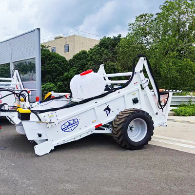 2000r / min سرعت 1800kg ماشین تمیز کردن شن ساحل
